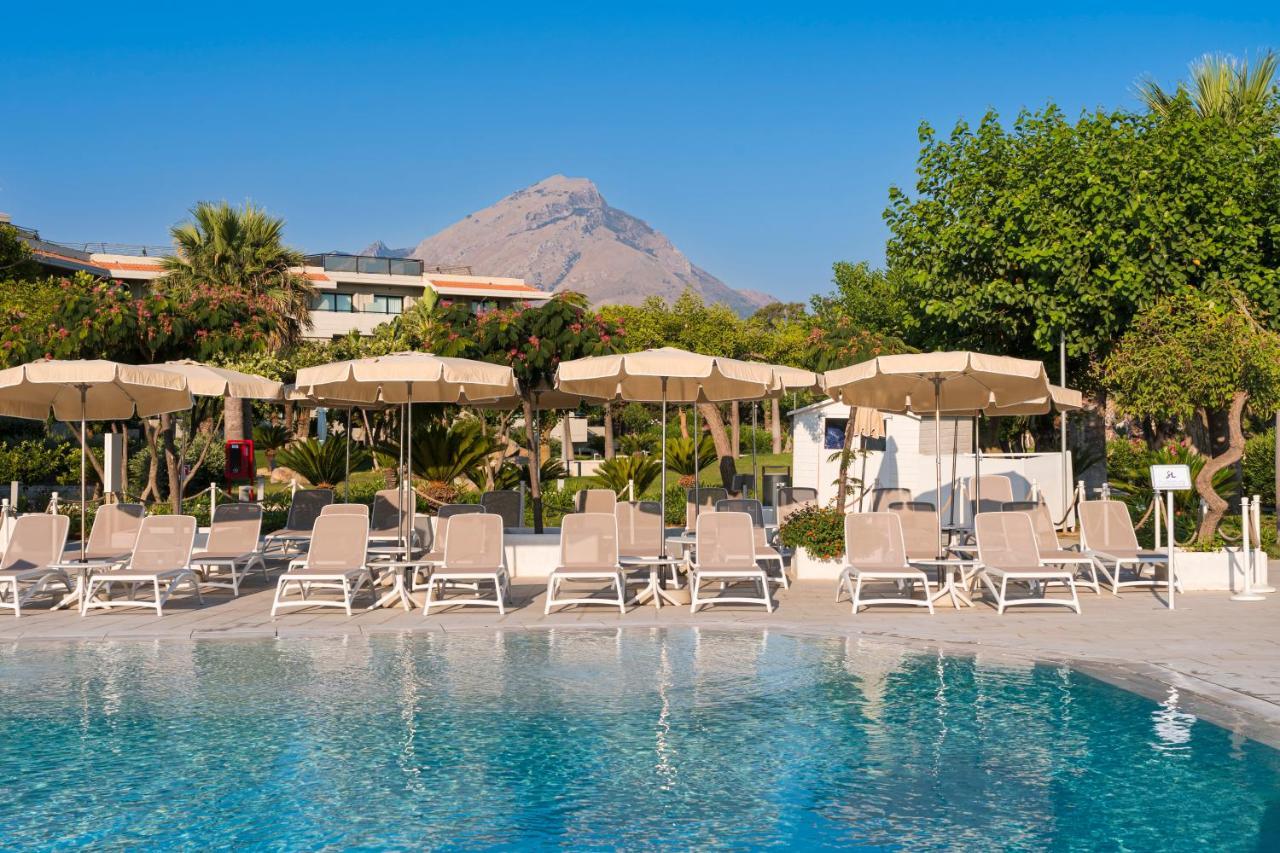 Grand Palladium Sicilia Resort & Spa Campofelice Di Roccella Eksteriør bilde